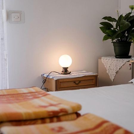 Rooms Dragica Palit Exterior foto